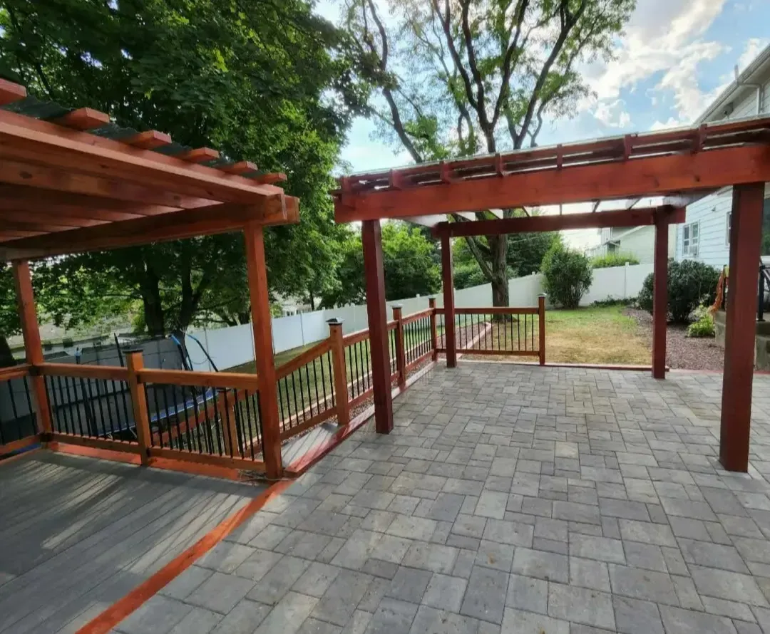 Outdoor living paver patio in Ashland PA by KDI Hardscapes